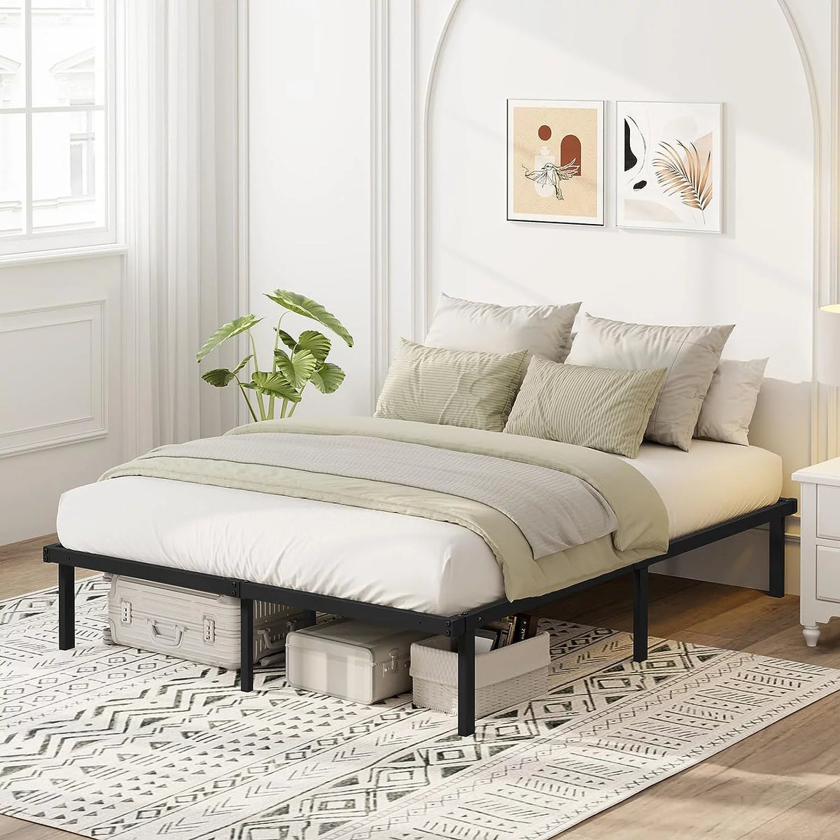 King Size Black Metal Platform Bed Frame N689218