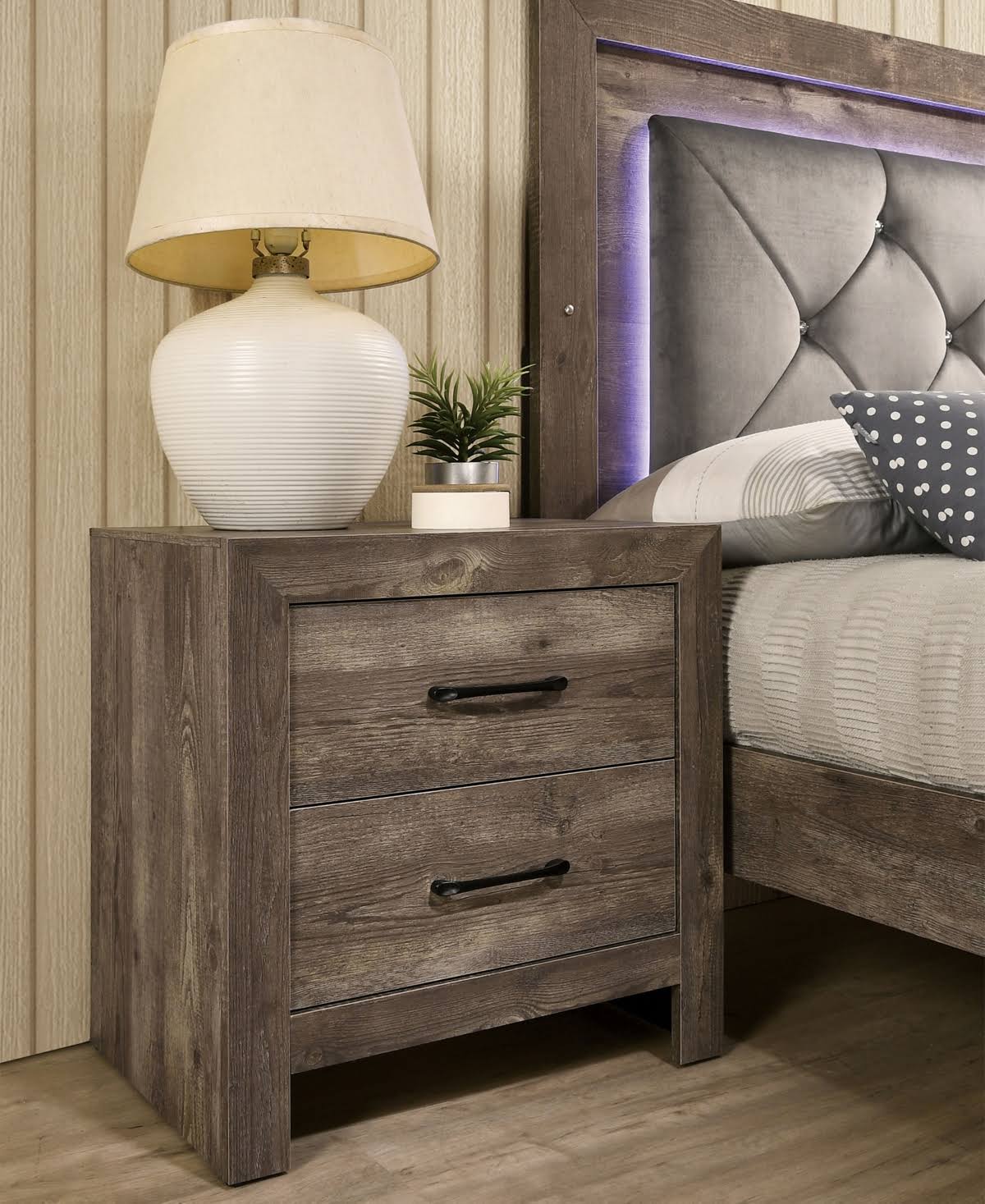 Brown 2-Drawer Nightstand M748523