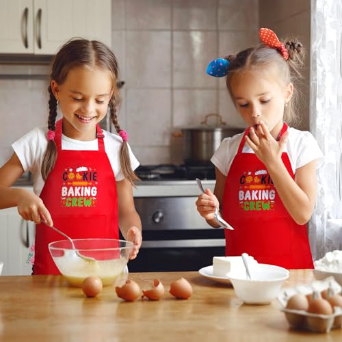 4 Pack Green Christmas Aprons with Pockets S157770