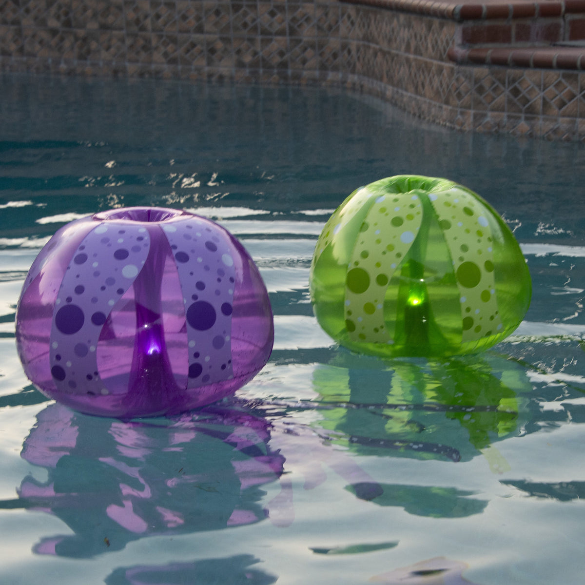 2 Pack Multicolor Inflatable Floating Pool Lights R8998