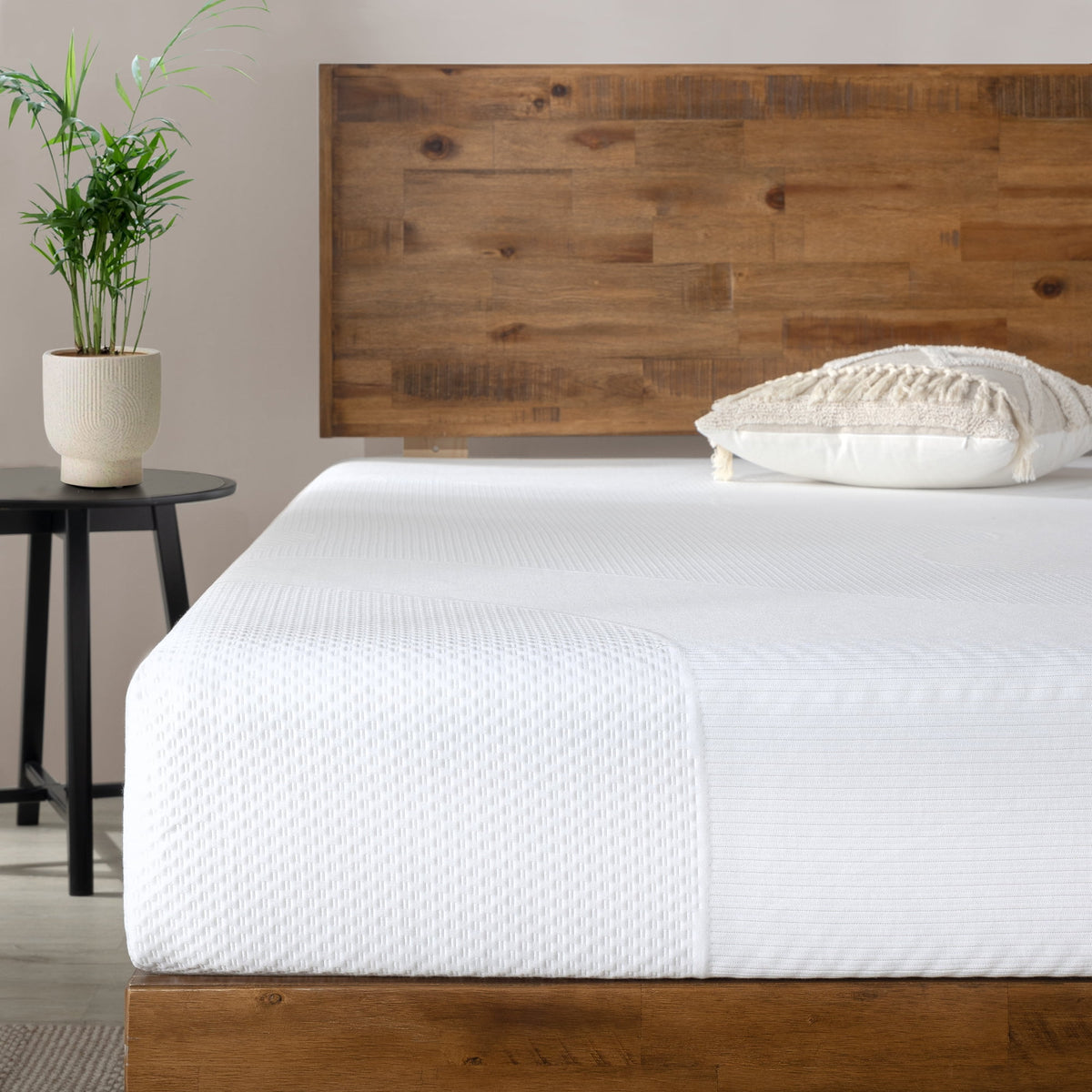 8 Memory Foam Queen Mattress P1171