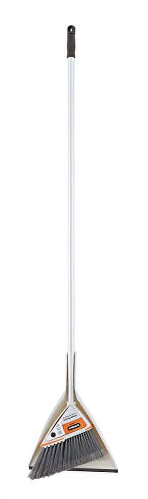 Angle Broom & Clip-on Dustpan E269273