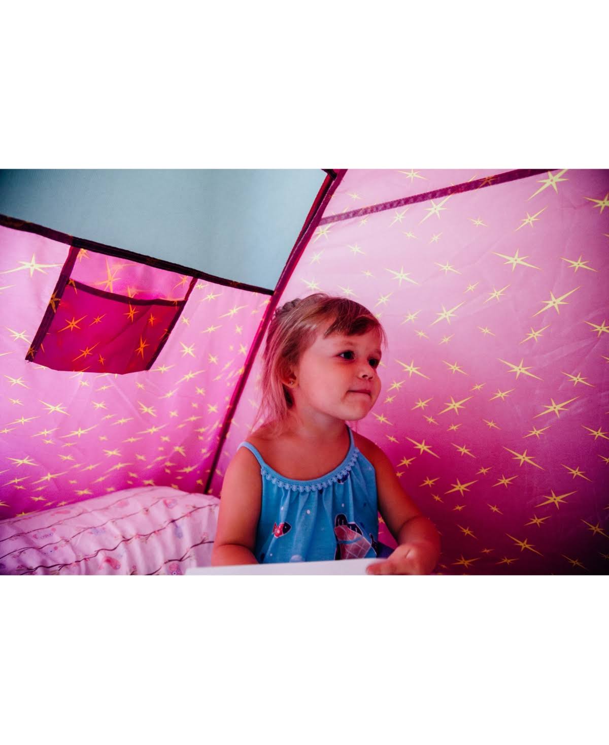 Full Bed Tent W373