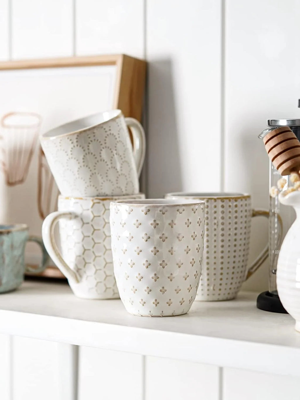 Ceramic Coffee Mugs 12 oz Embossment Set of 4 Arctic White L727076