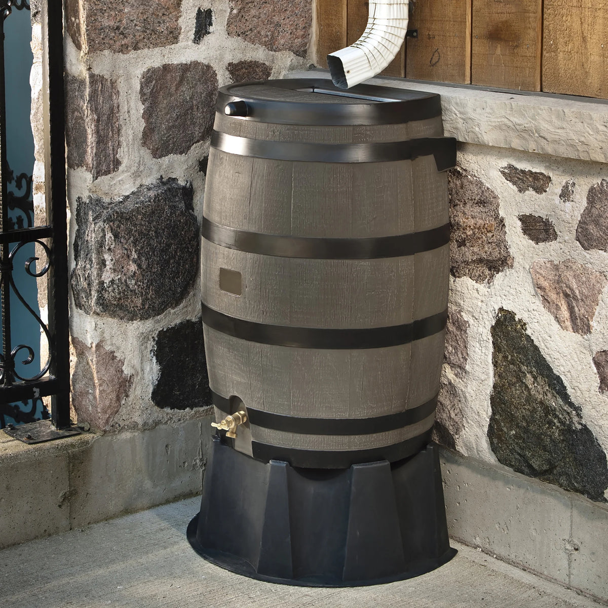 50 Gallon Flat Back Rain Barrel with Brass Spigot M308