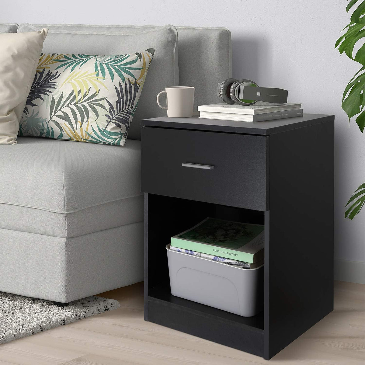 Black Nightstand with 1 Drawer and Shelf G423