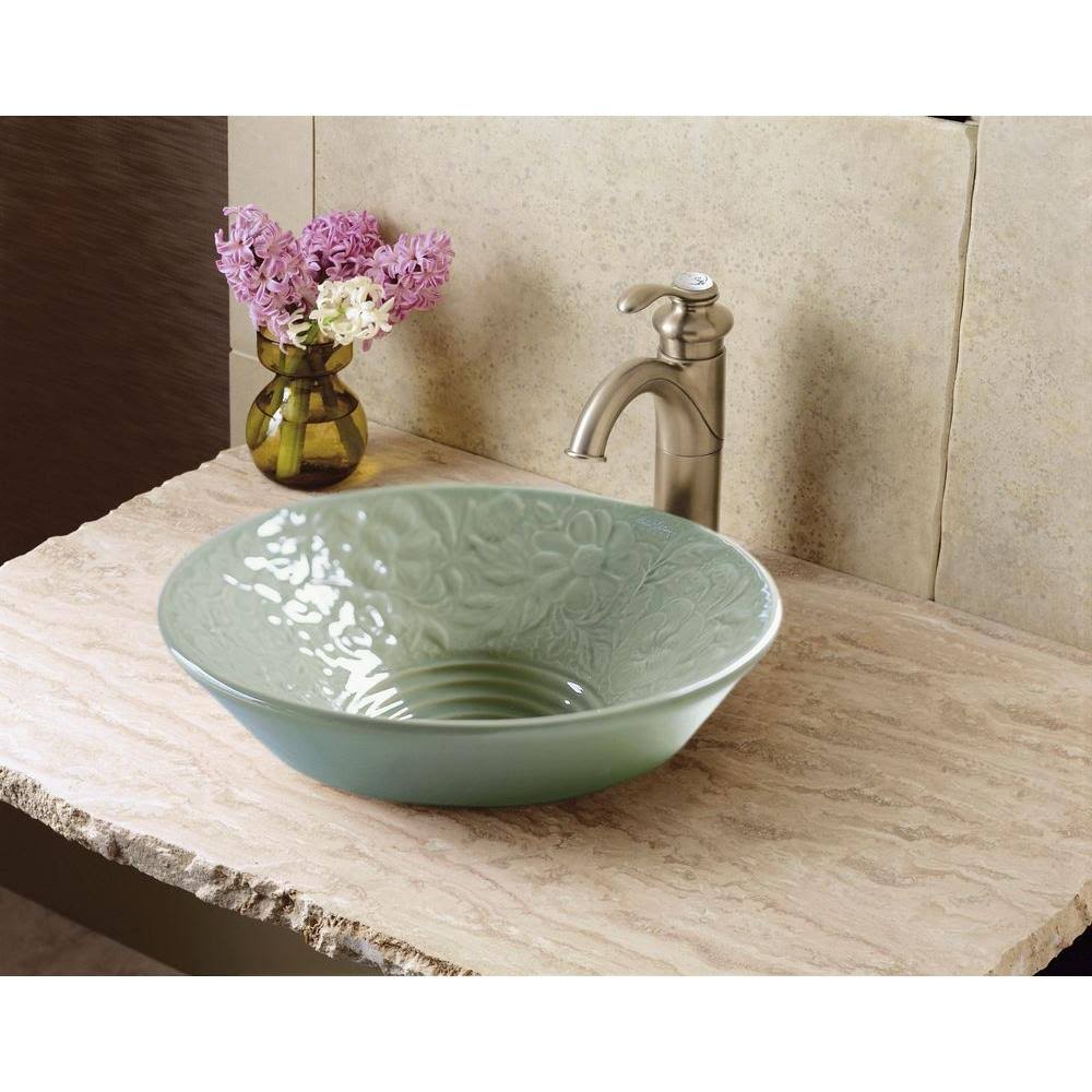 Brushed Nickel Single Hole Bathroom Faucet V59578