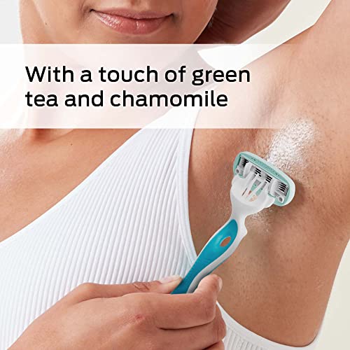 Hydro Silk Sensitive Skin Razor with 2 Moisturizing Razor Blade Refills J303599