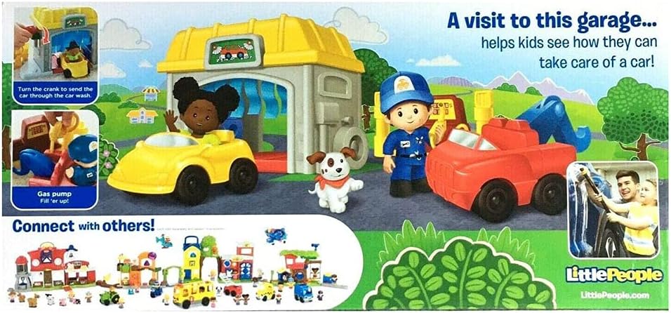 Toy Garage with Figures and Car B17920