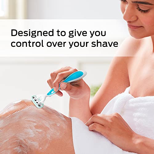 Hydro Silk Sensitive Skin Razor with 2 Moisturizing Razor Blade Refills J303599