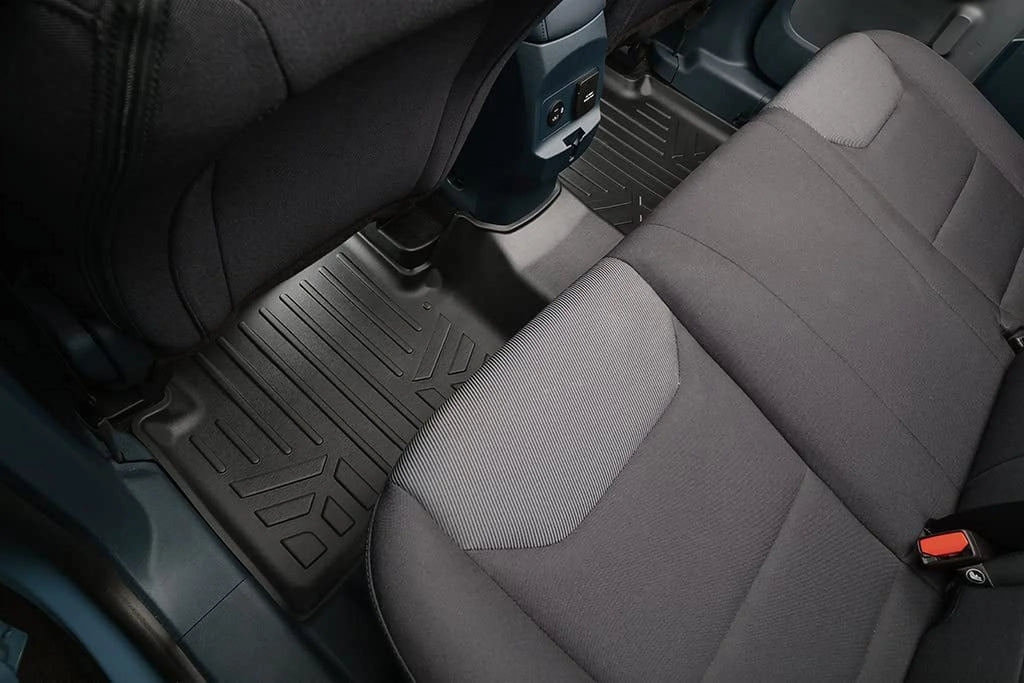 Custom Fit 2 Row Floor Mat Liner Set Black W51819