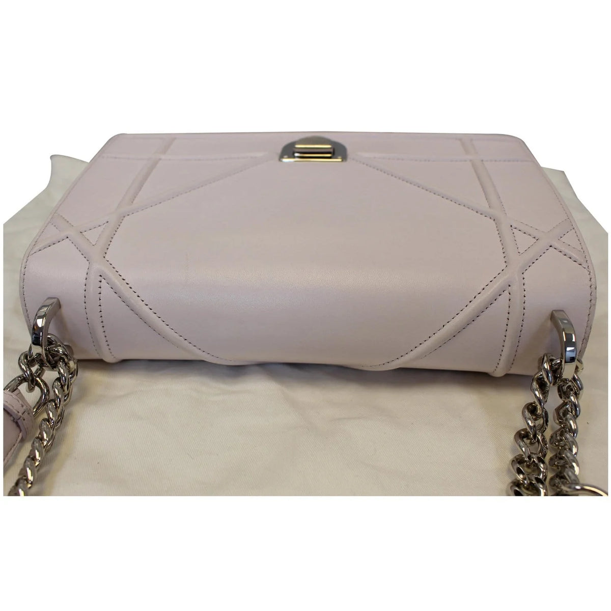 Pre-owned White Leather Medium Shoulder Bag E474612