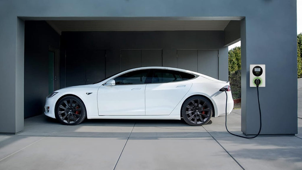 Level 2 Smart Electric Vehicle Charger with 18ft Cable M33357