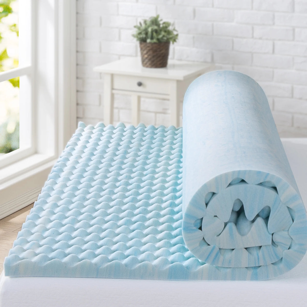 Queen Gel Memory Foam Mattress Topper M306