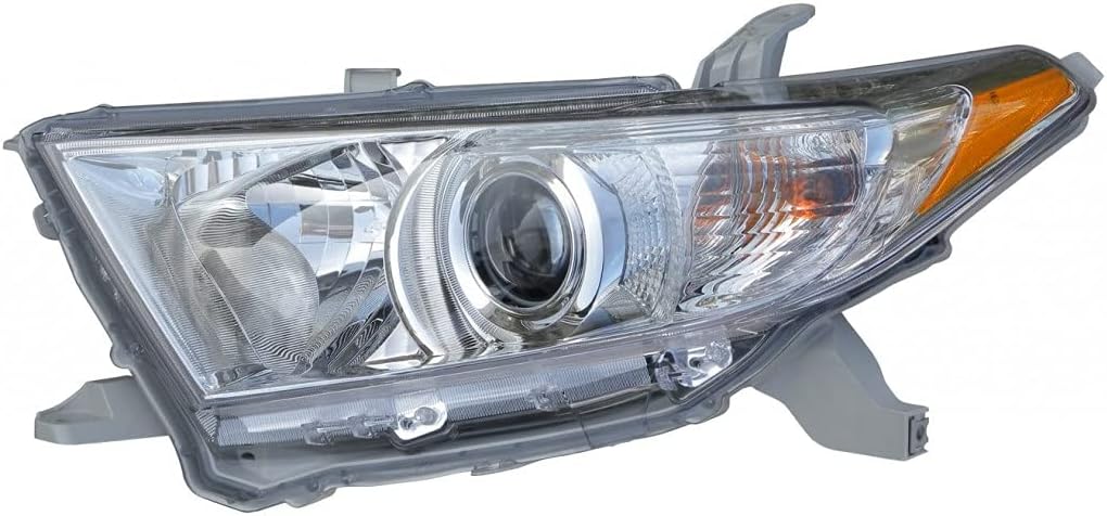 Head Light Assembly Pair with Bulbs K780