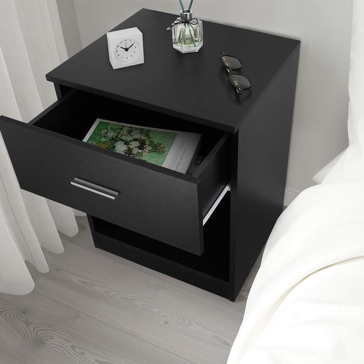 Black Nightstand with 1 Drawer and Shelf G423