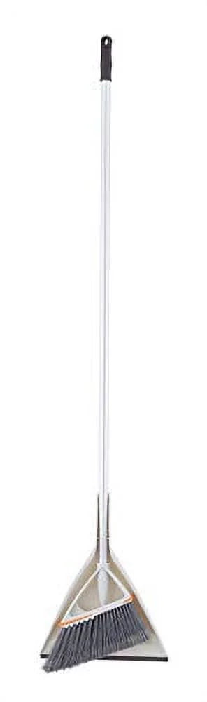 Angle Broom & Clip-on Dustpan E269273